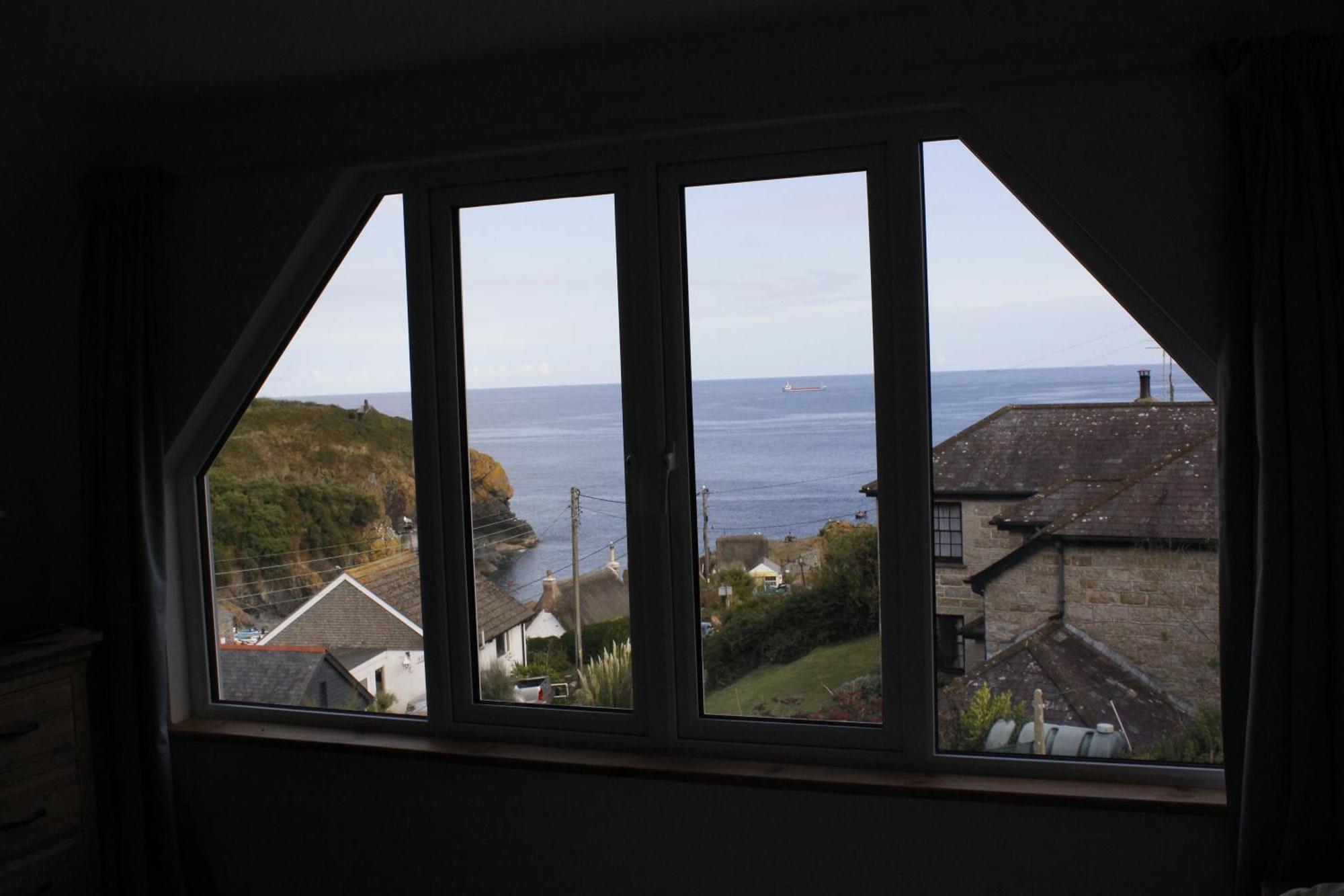 Spinnaker Cadgwith Holiday Home ภายนอก รูปภาพ